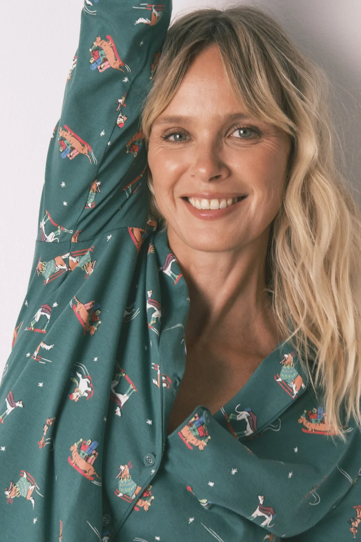 Women'secret Pijama camisero perritos 100% algodón verde