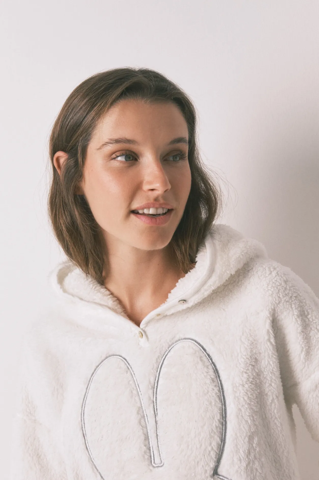 Women'secret Pijama largo polar estampado animal Miffy blanco