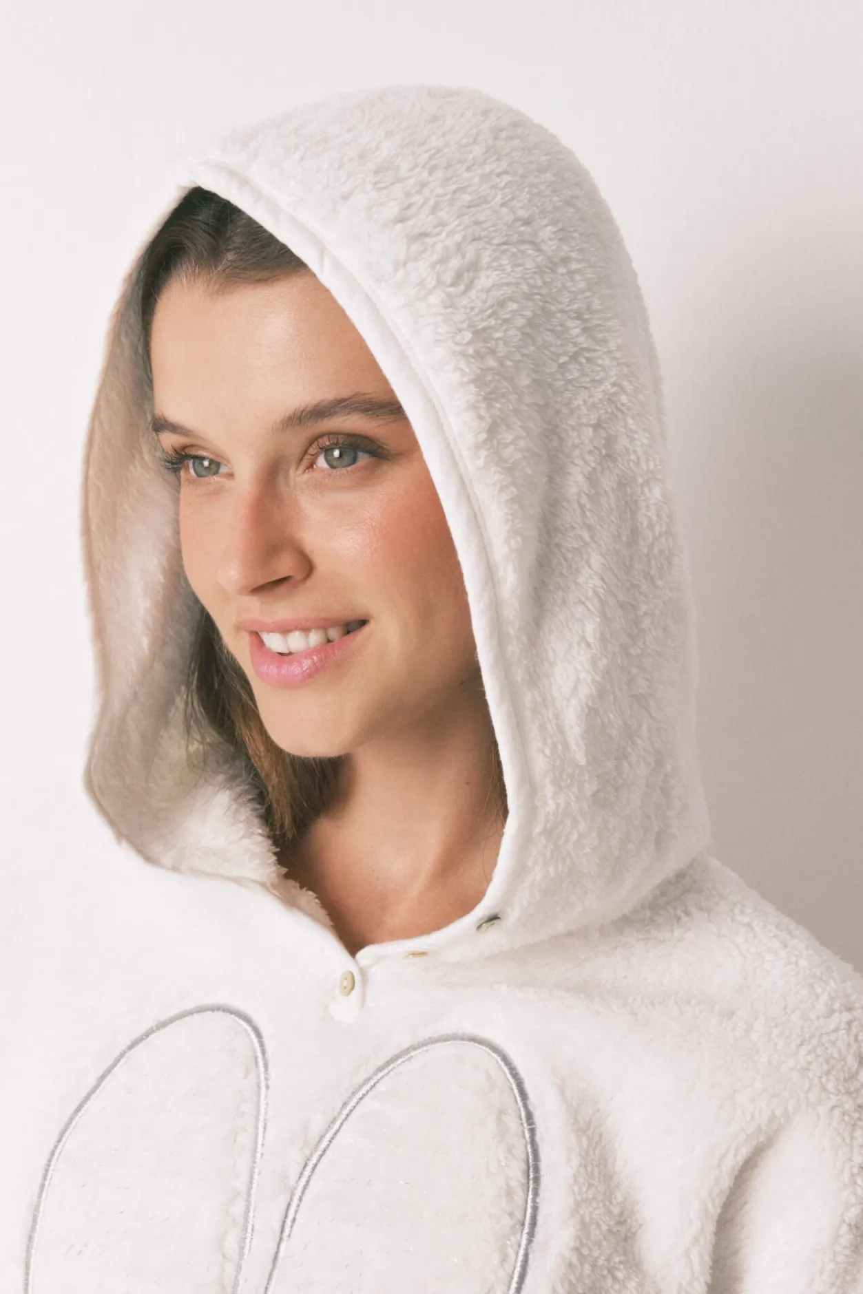 Women'secret Pijama largo polar estampado animal Miffy blanco