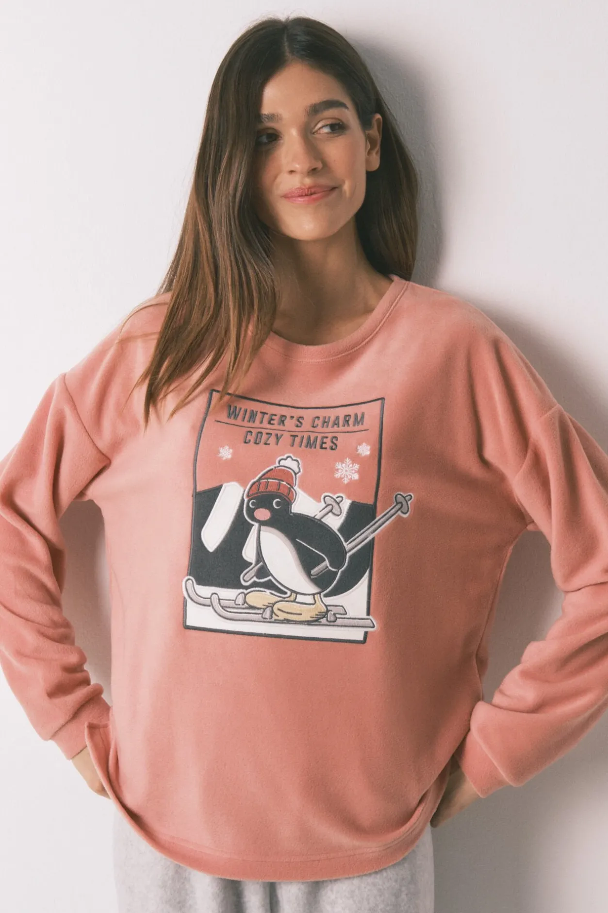 Women'secret Pijama largo polar suave y gris Pingu rosa New
