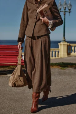 Hoss Intropia Reyes. Falda con pliegues Marron oscuro Hot