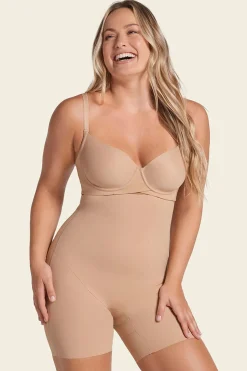 Leonisa Short media pierna tiro extra alto, levanta glúteos beige
