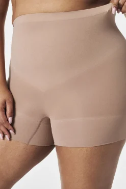 Spanx Short moldeador a la cintura nude Outlet