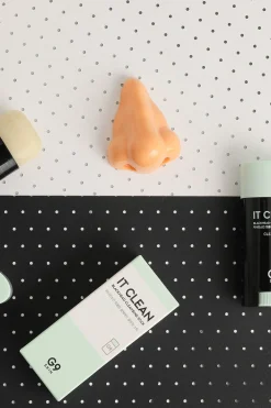 G9skin Stick Limpiador It Clean Blackhead negro