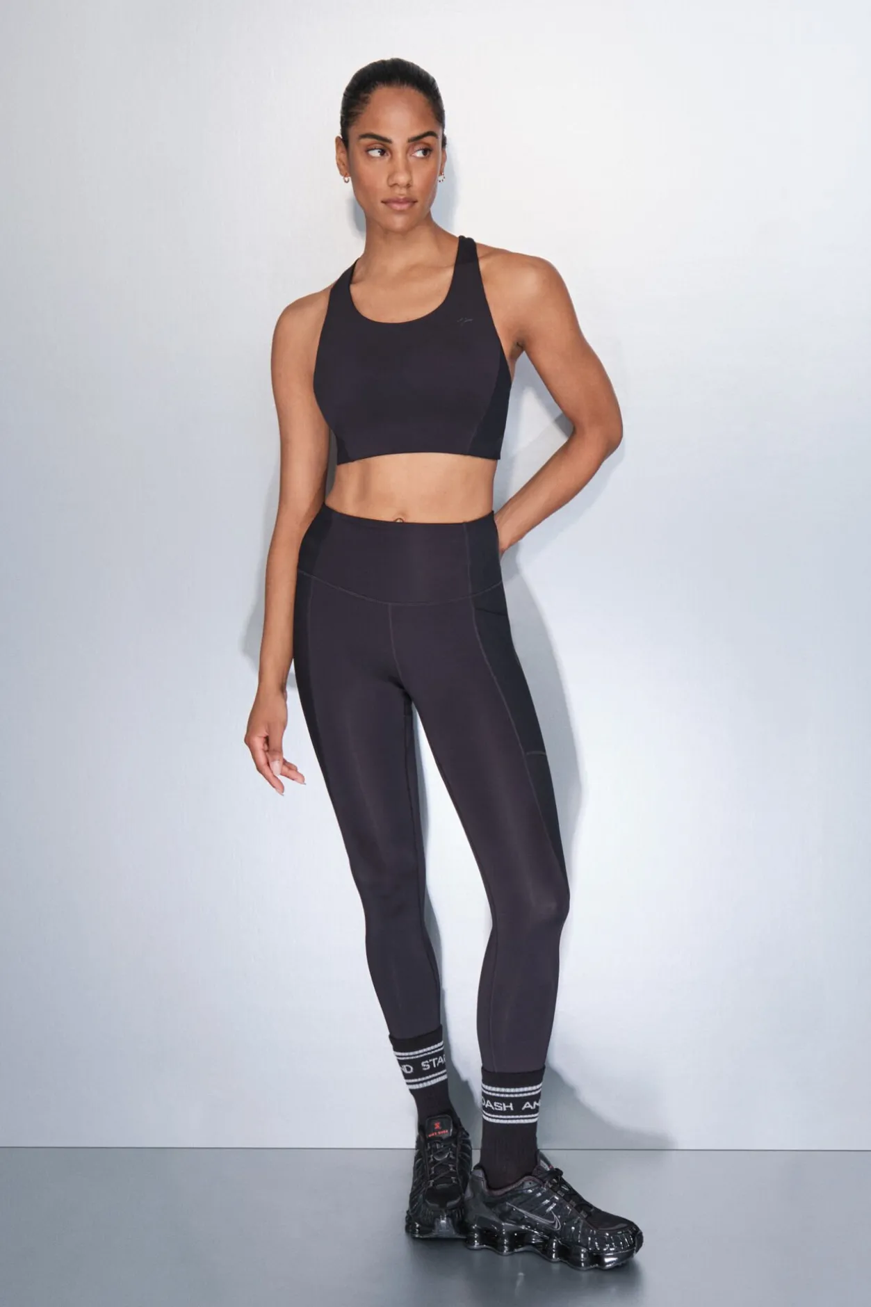 Dash and Stars Sujetador deportivo 4D Stretch negro Best