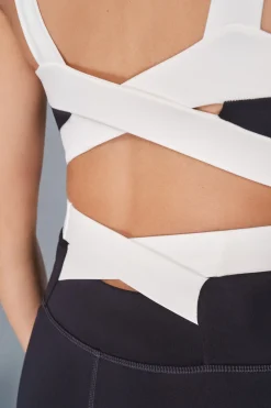 Dash and Stars Sujetador deportivo 4D Stretch bandeau blanco y negro Outlet