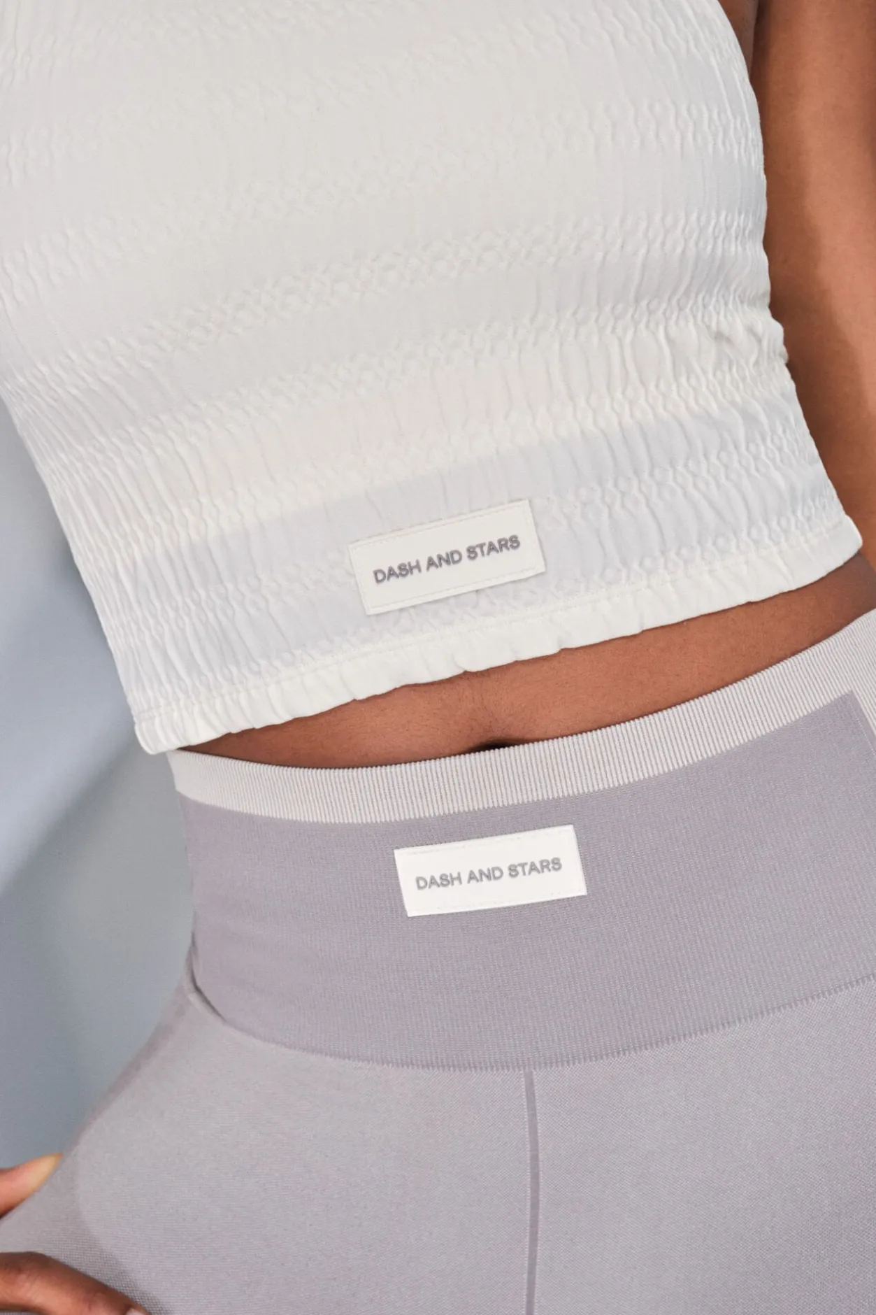 Dash and Stars Sujetador deportivo SEAMLESS COMFORT smock blanco beige Sale