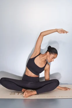 Dash and Stars Sujetador deportivo SOFT MOVE negro Hot