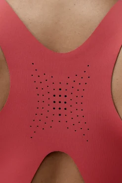 Born Living Yoga Sujetador top deportivo Denise coral rojo Discount