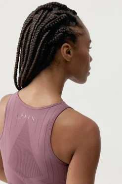 Born Living Yoga Sujetador top deportivo Nawal rosa Online