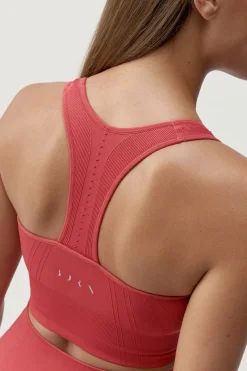 Born Living Yoga Sujetador top deportivo Zina coral rojo Clearance