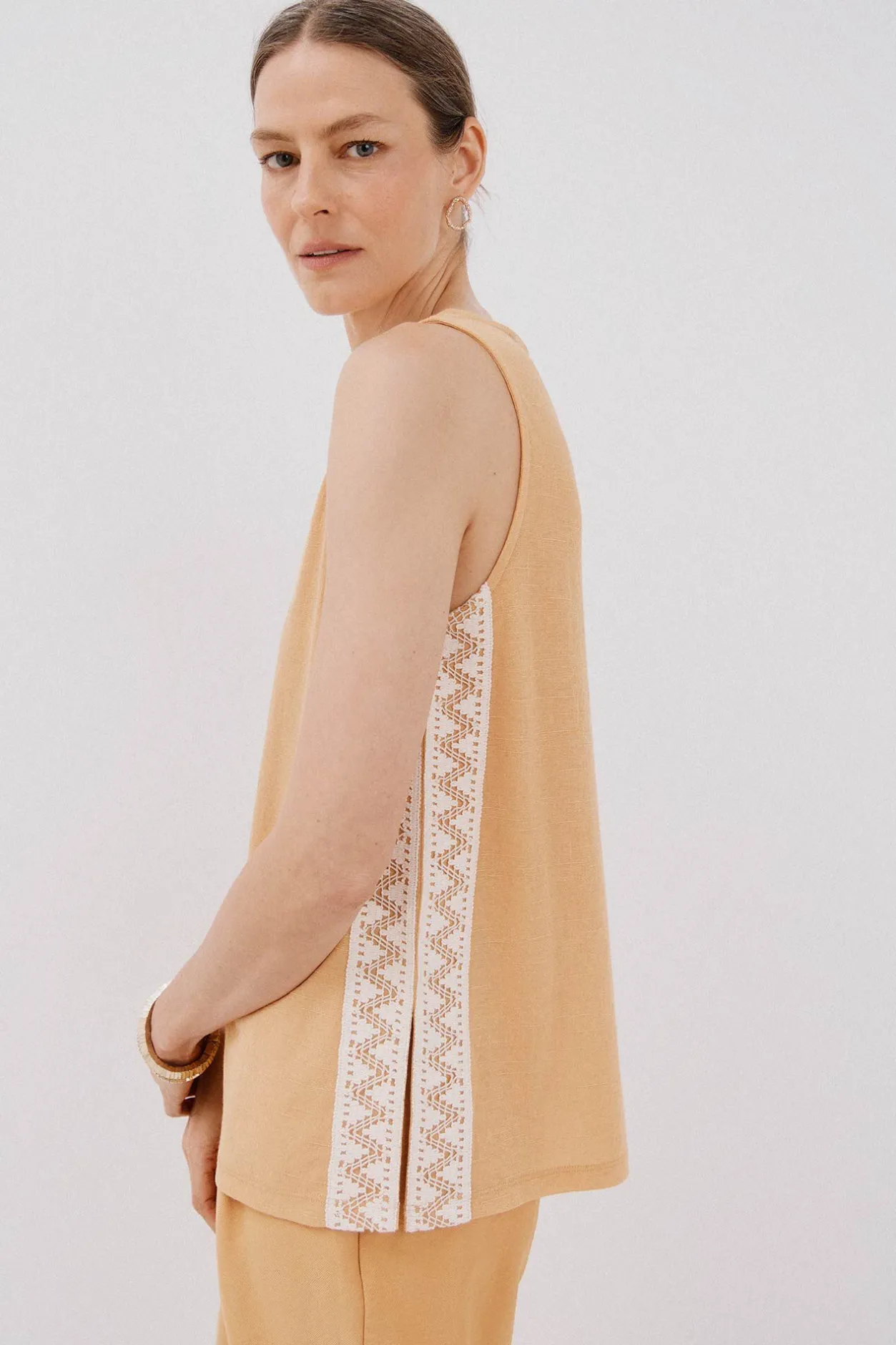 Cortefiel Top detalle puntilla crochet lateral Arena Clearance