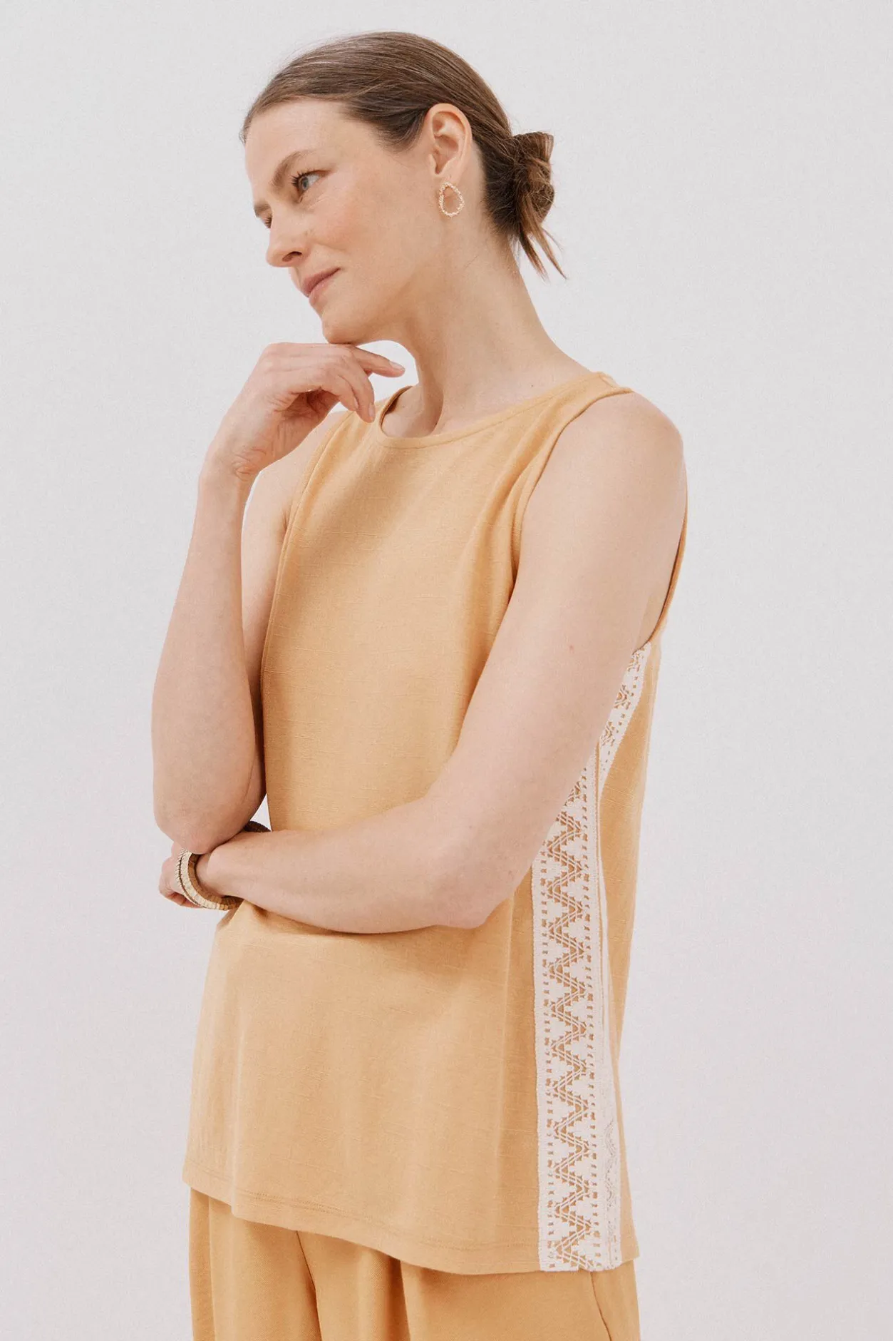 Cortefiel Top detalle puntilla crochet lateral Arena Clearance