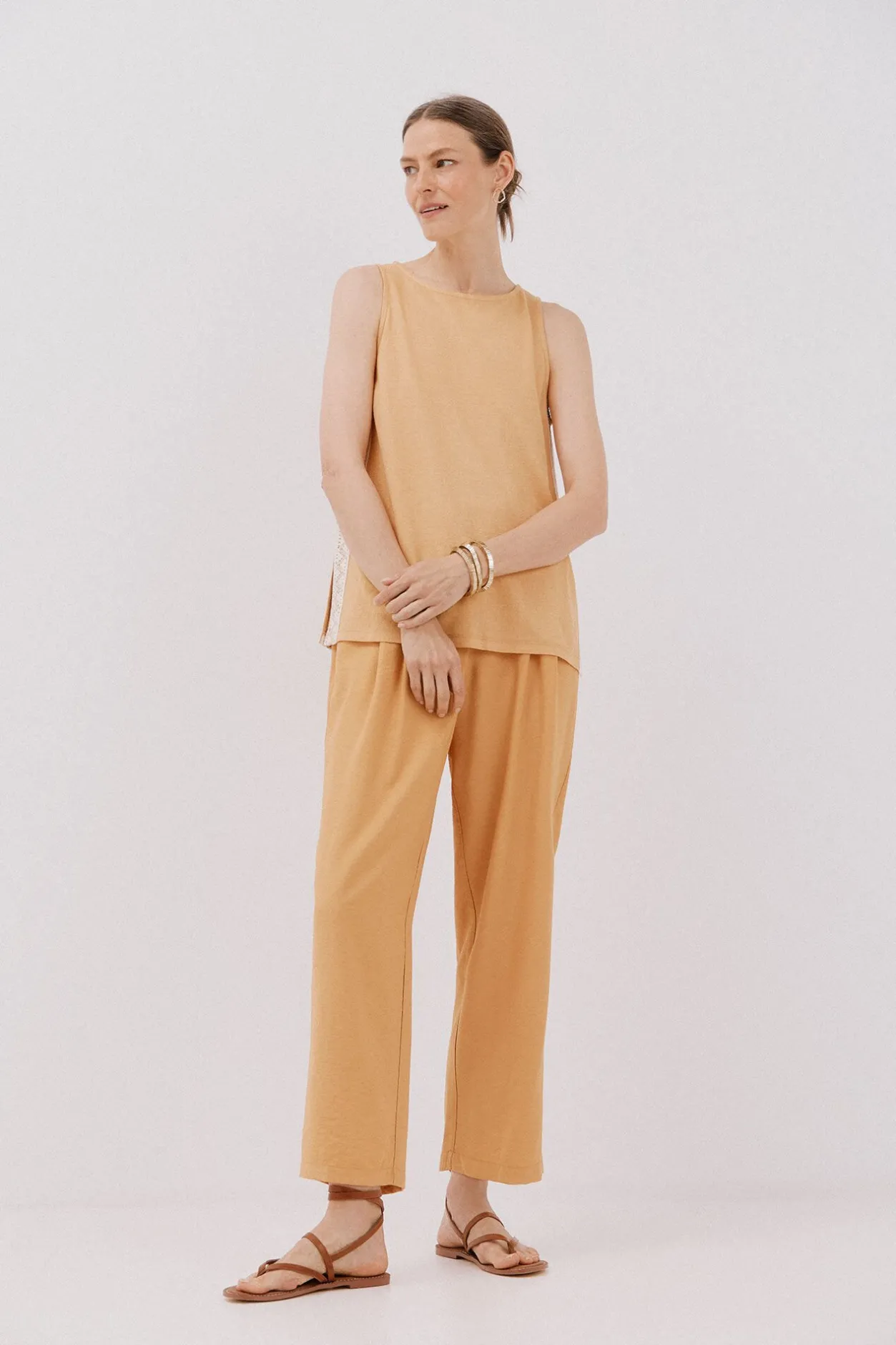 Cortefiel Top detalle puntilla crochet lateral Arena Clearance