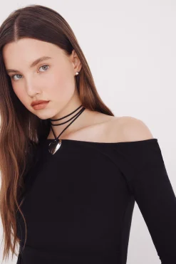 Springfield Top escote asimétrico negro New