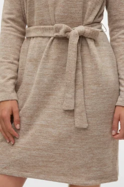 Vero Moda Vestido corto manga larga Marr&oacute;n Clearance