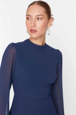 Trendyol Vestido midi de cuellto alto azul New