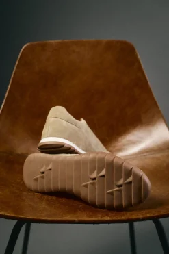 OOTO Zapatilla piel serraje Camel New