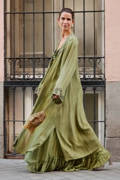 Hoss Intropia Zena. Kimono bordado Verde